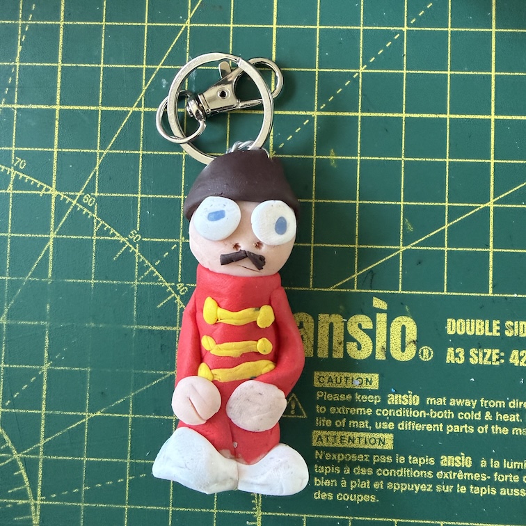 Red Sergeant Pepper's Keyring (Free P&P UK only)